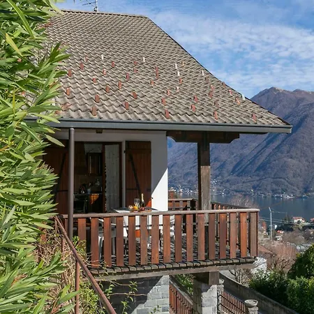 Villa Sleeps 8 Wifi